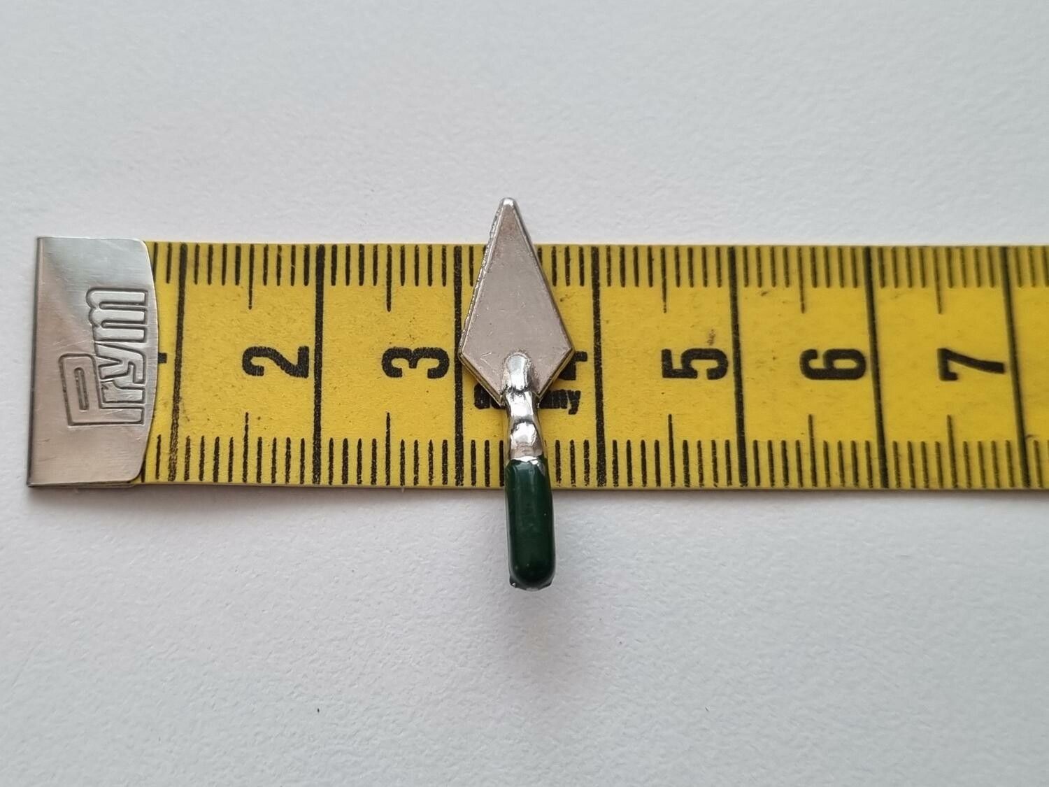 1 st liten planeringsspade. Miniatyr till dockskåp, tittskåp