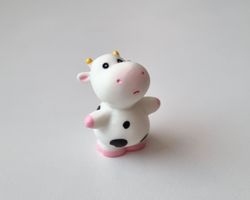 Söt liten handmålad ko / miniko / kossa, miniatyrer