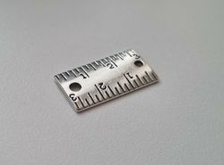 1 st silverfärgad linjal, miniatyr