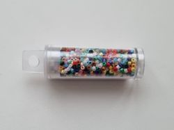 Rör med små pärlor, fröpärlor, glaspärlor (2 mm)