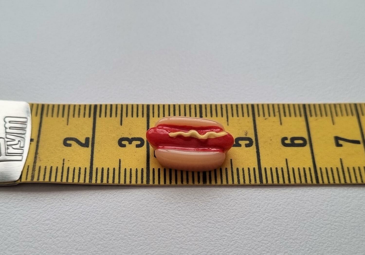 1 st korv med bröd, miniatyr för dockskåp / tittskåp