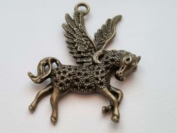 1 st detaljerad enhörning. Berlocker / hänge / charm (bronsfärgad)