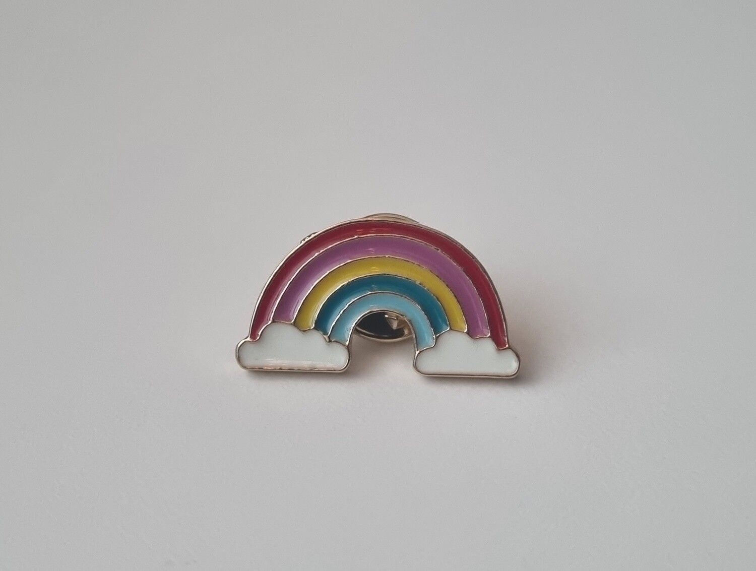 Pin, Färgglad regnbåge