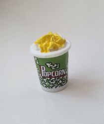 1 st popcornburk (grön) Miniatyr för dockskåp / tittskåp