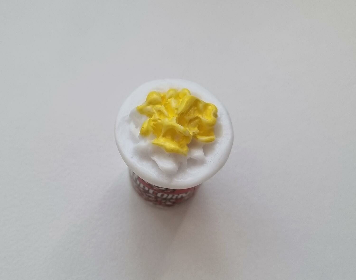 1 st popcornburk (röd) Miniatyr för dockskåp / tittskåp
