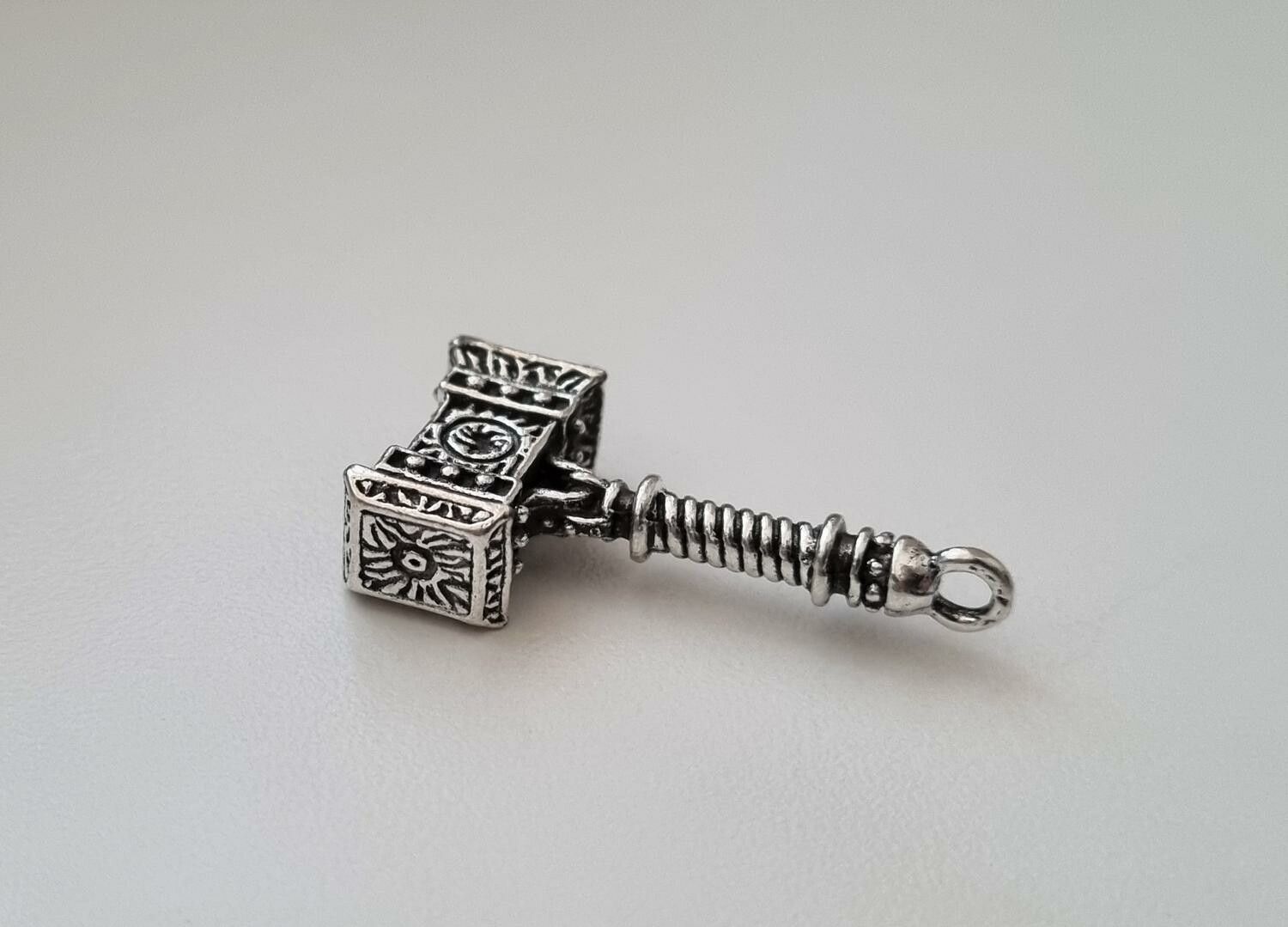 1 st Tors hammare, miniatyr / hänge / berlock