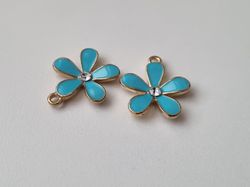 Vackra blå somriga blommor, berlocker hängen