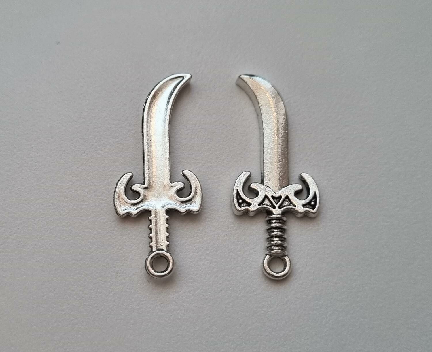 2 st dolkar, miniatyrdolkar, minidolkar