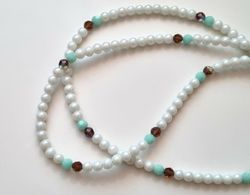 Halsband / pärlhalsband (42,5 gram, 83 cm långt)