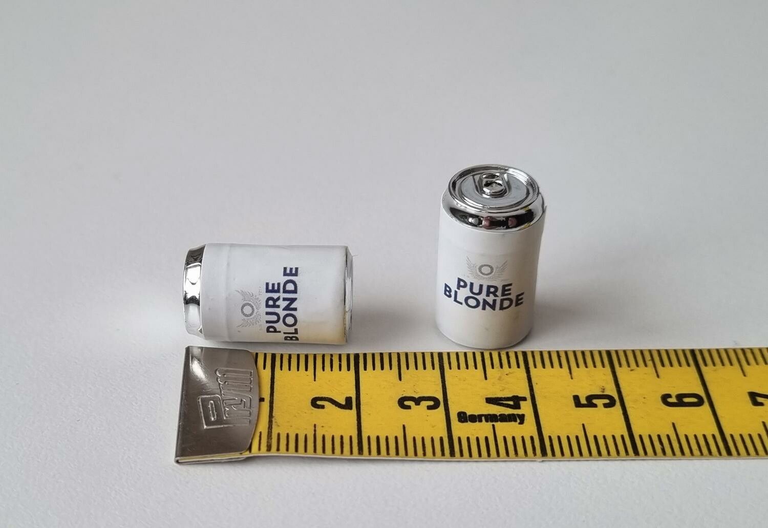 2 st Burkar miniatyr, miniburkar, dockskåp, tittskåp (Pure Blonde)