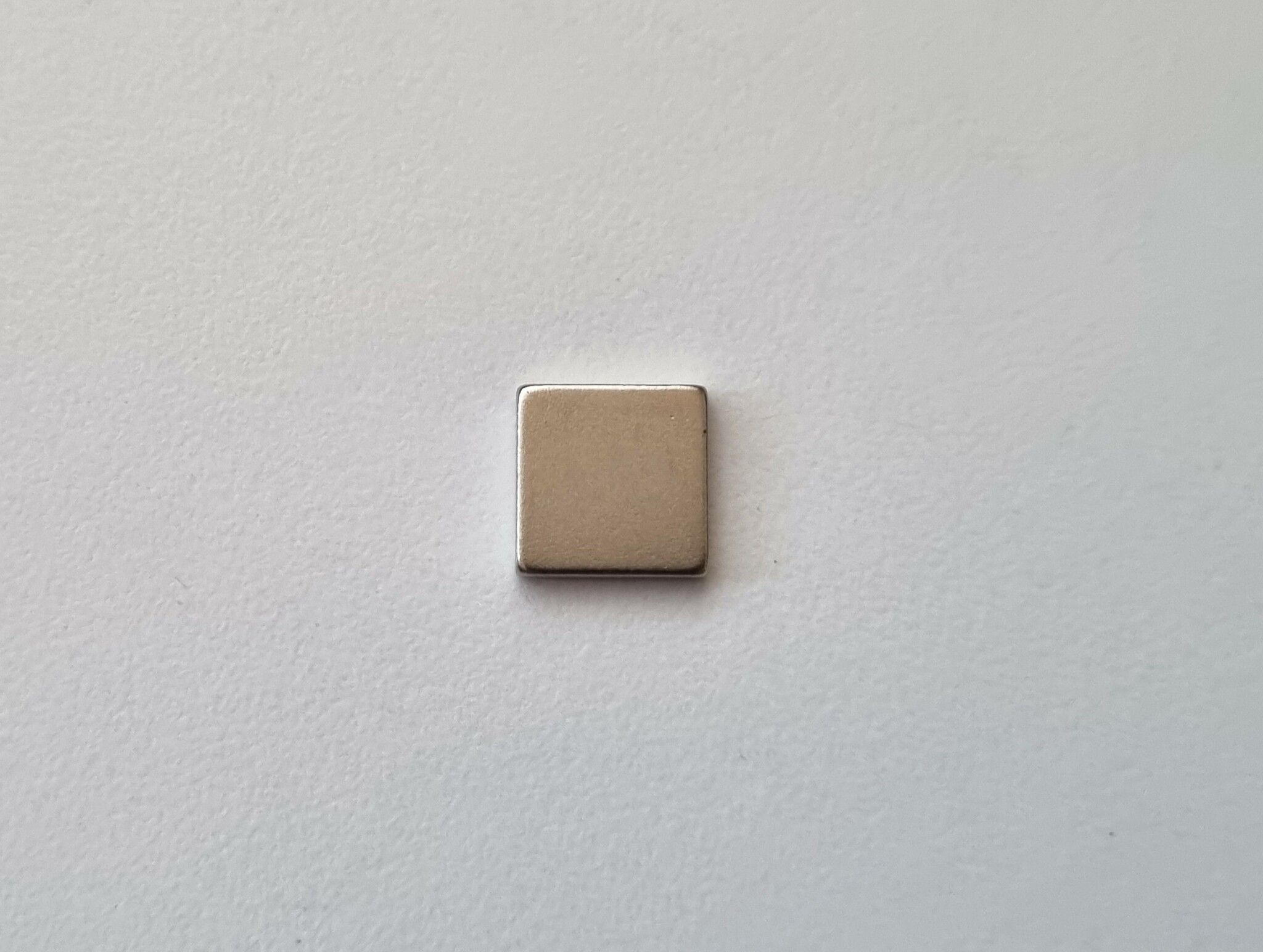 10 st Neodymium magneter (10x10x2 mm) fyrkantiga magneter