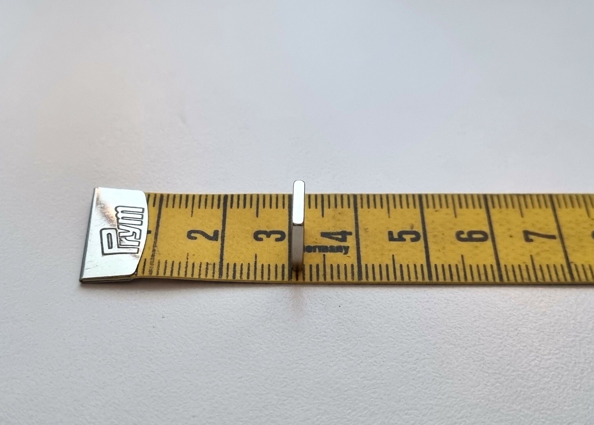 10 st Neodymium magneter (10x10x2 mm) fyrkantiga magneter