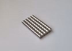 50 st Neodymium magneter (4x4 mm) runda magneter