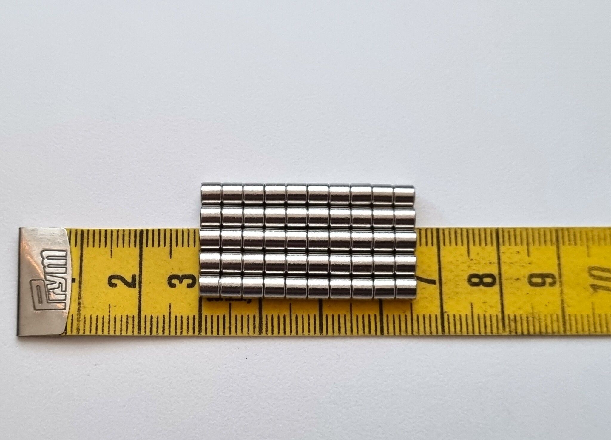 50 st Neodymium magneter (4x4 mm) runda magneter