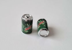 2 st Burkar miniatyr, miniburkar, dockskåp, tittskåp (Mnt Dew)