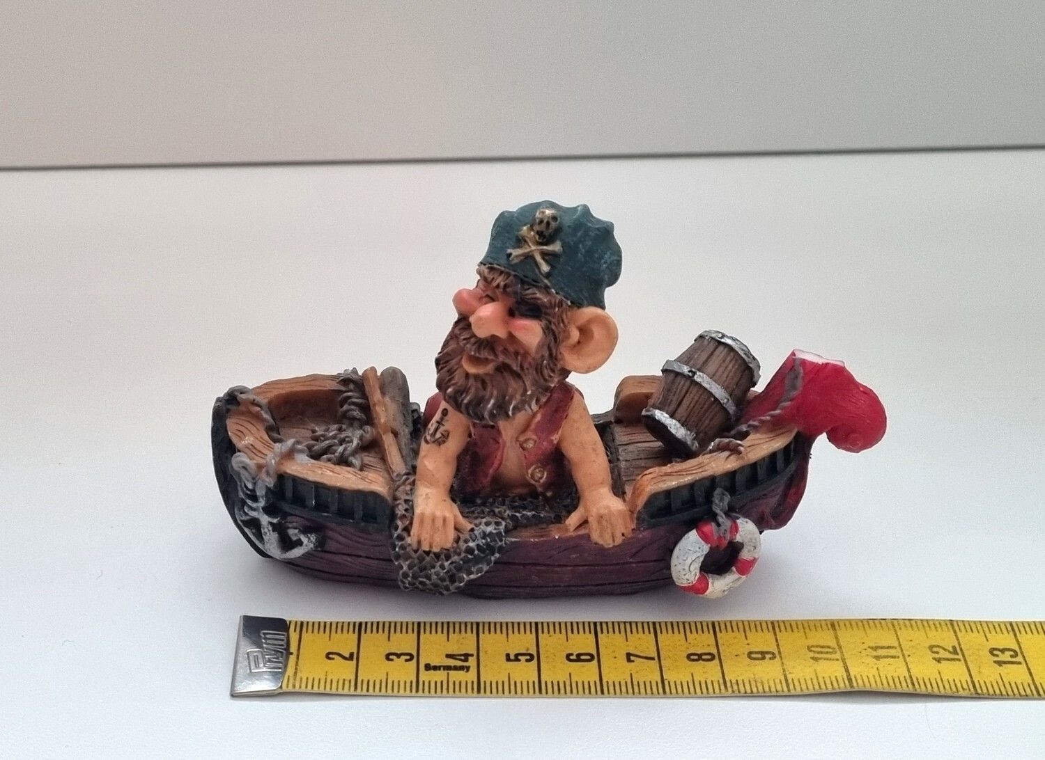 Prydnadsföremål, Pirat i båt