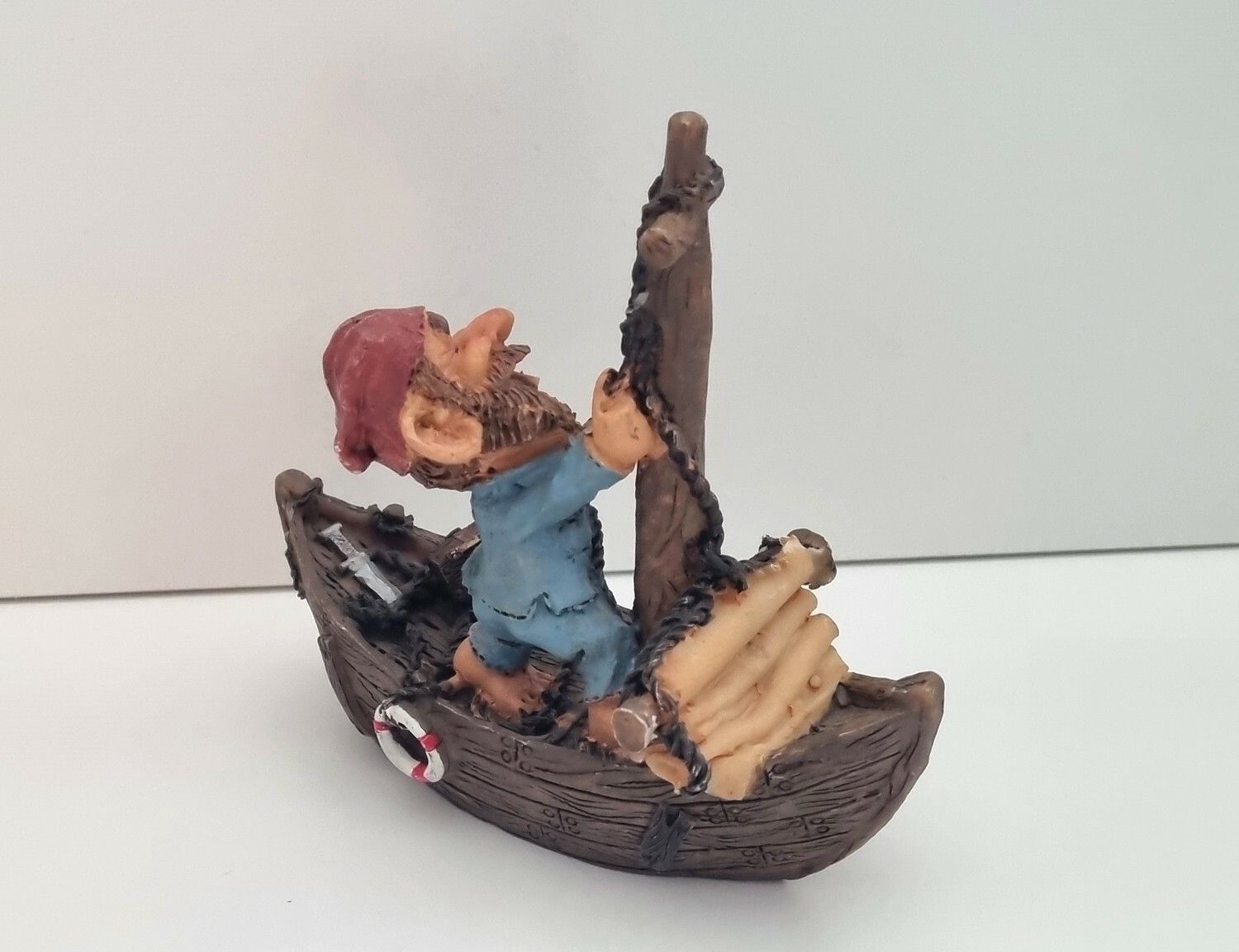 Prydnadsföremål, Pirat i båt