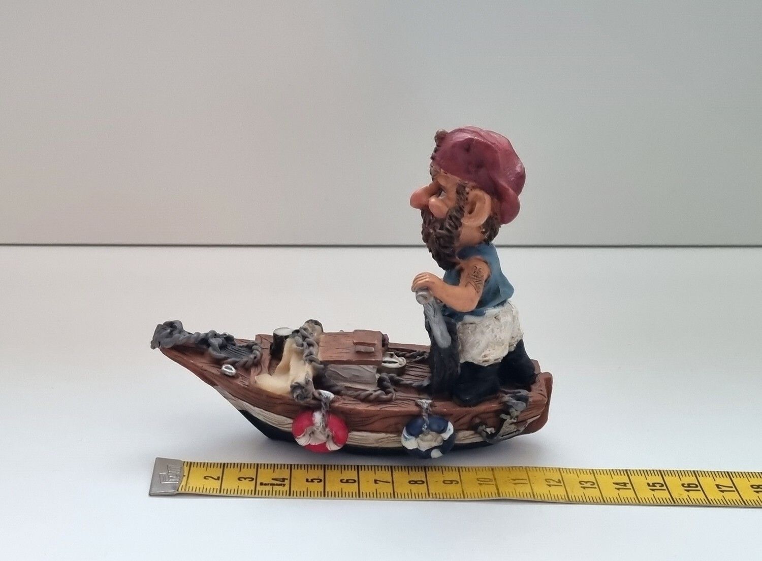 Prydnadsföremål, Pirat i båt