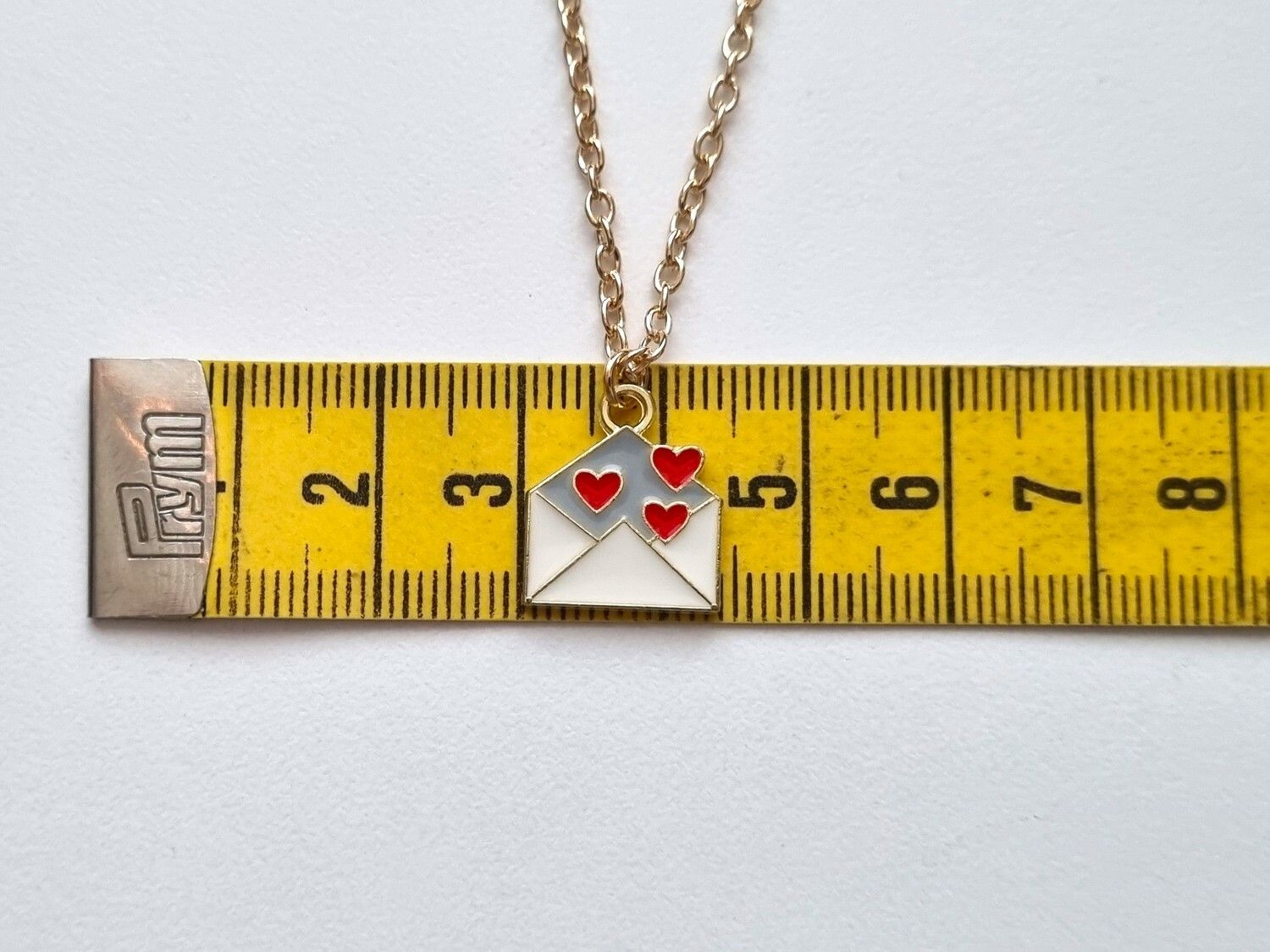 Halsband Brev med hjärtan