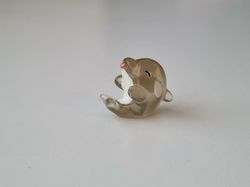 Gullig liten delfin, minidelfin / miniatyr