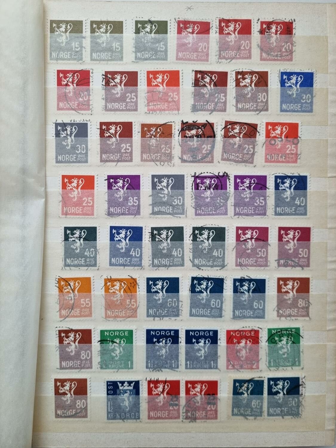 Album med frimärken (norska samt några svenska)