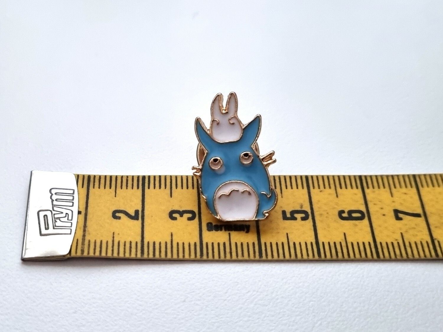 Pin, Blått sagoväsen
