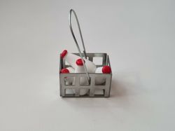 Korg med 4 st mjölk, miniatyrer