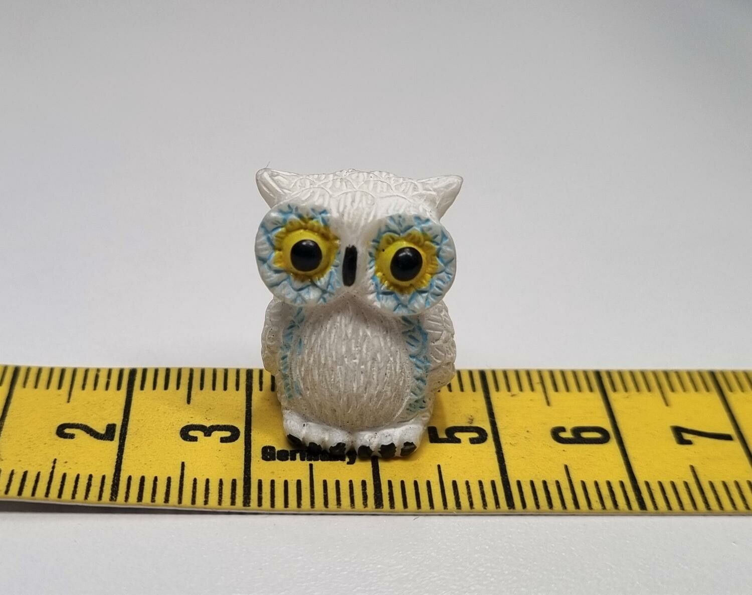 1 st uggla, miniatyruggla