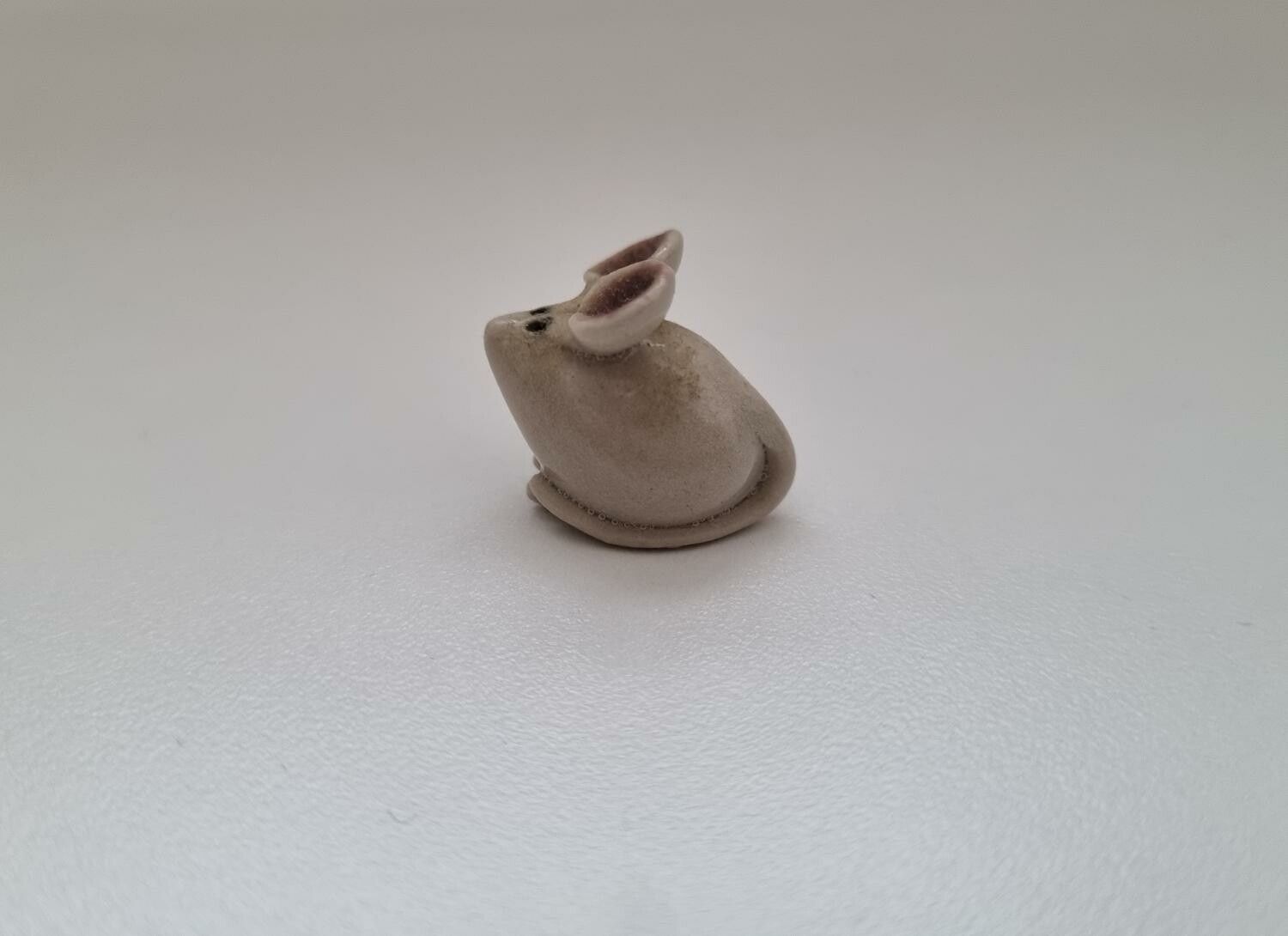 Figurin miniatyr mus, mini mus i porslin