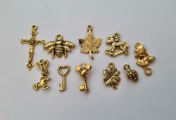 10 st guldfärgade Berlocker Charms Hängen för smyckestillverkning