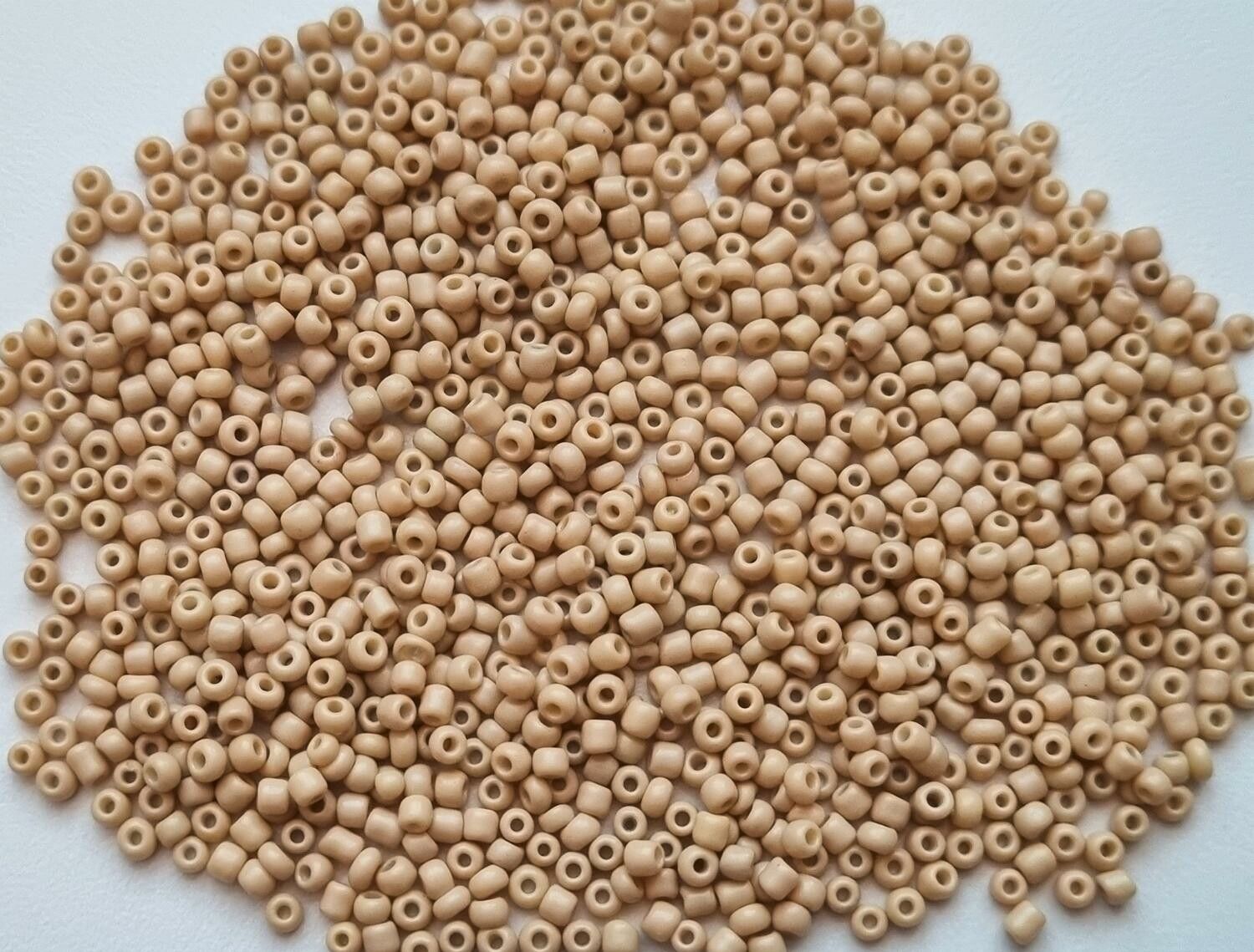 1000 små pärlor, fröpärlor, glaspärlor (2 mm) - Ljusbruna