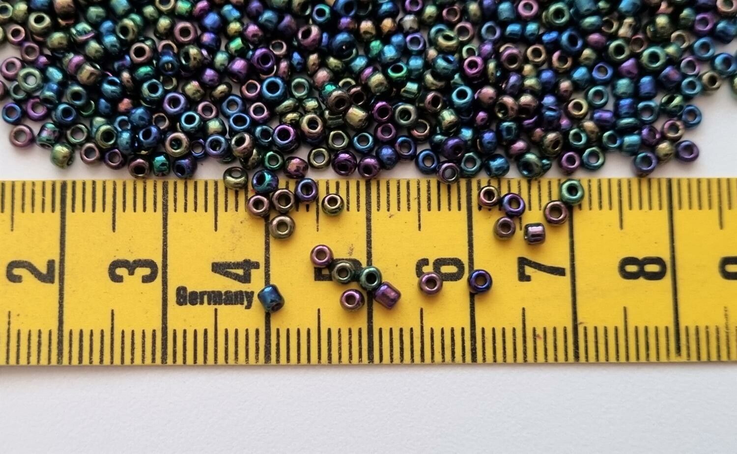 1000 små pärlor, fröpärlor, glaspärlor (2 mm) - Metallic mix
