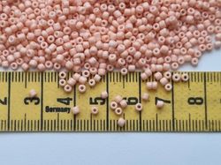 1000 små pärlor, fröpärlor, glaspärlor (2 mm) - Laxrosa