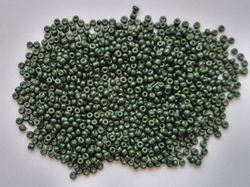 1000 små pärlor, fröpärlor, glaspärlor (2 mm) - Militärgrön