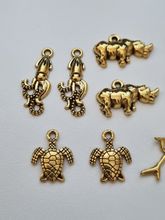 12 st guldfärgade Berlocker Charms Hängen för smyckestillverkning (par)