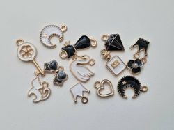 13 st söta Berlocker Charms Hängen för smyckestillverkning