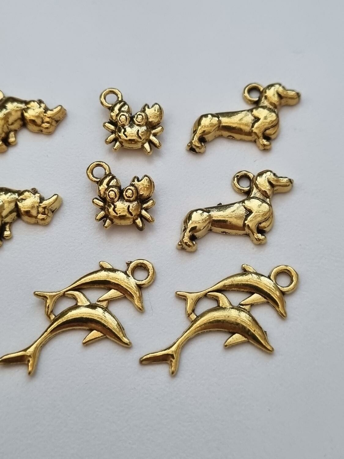 12 st guldfärgade Berlocker Charms Hängen för smyckestillverkning (par)