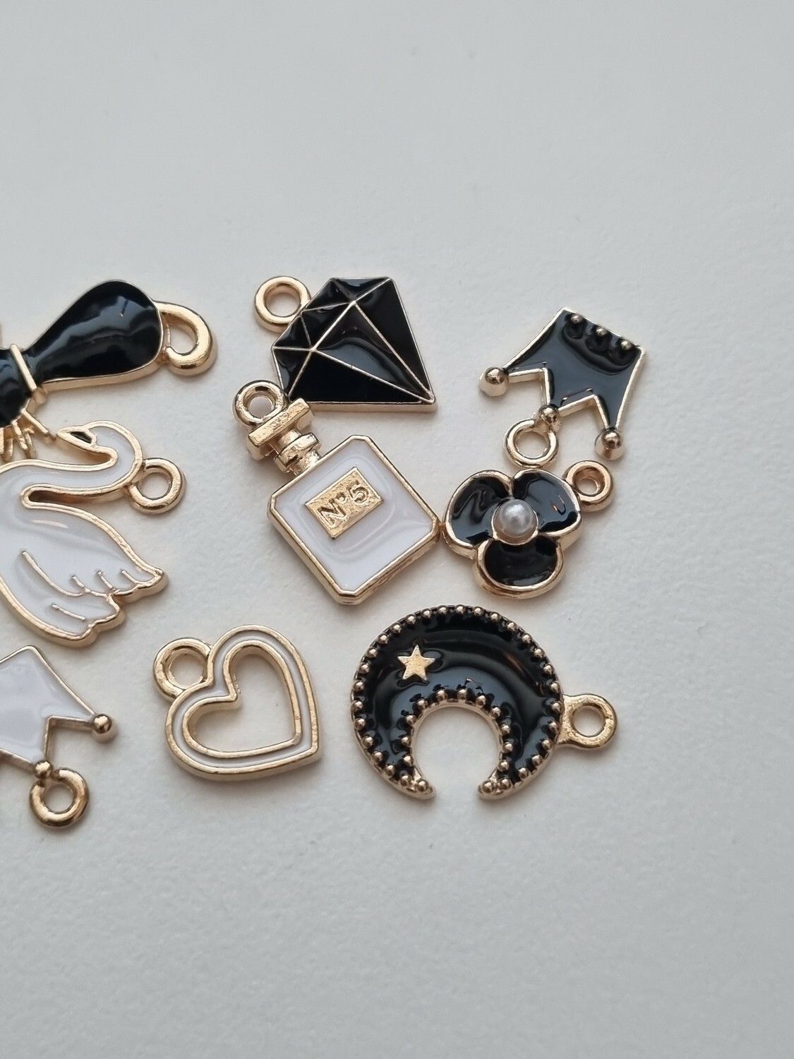 13 st söta Berlocker Charms Hängen för smyckestillverkning