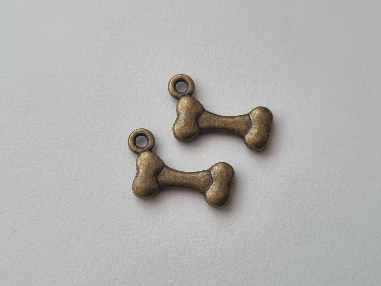 Berlocker Hundben (2 st bronsfärgade)