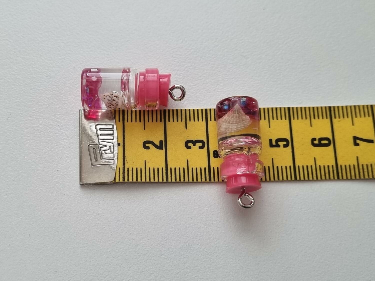2 st små glasflaskor, flaskor med kork miniatyrer glasburkar