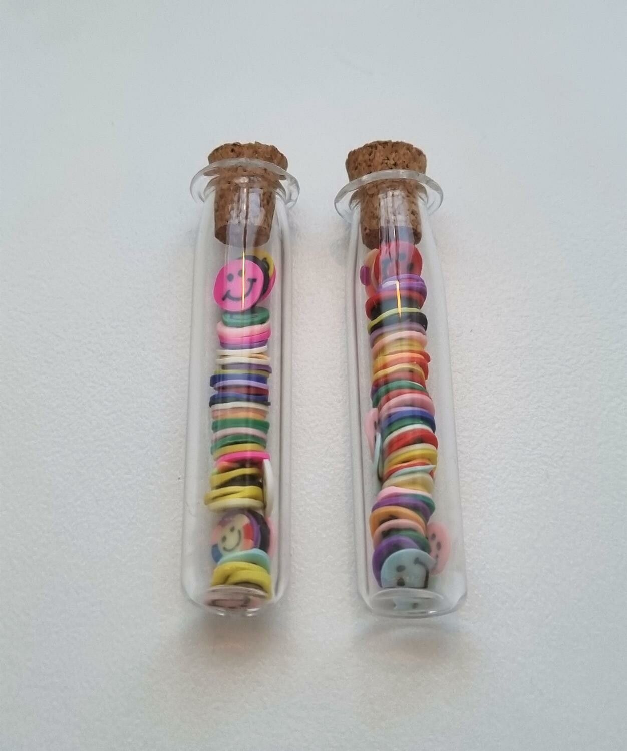 2 st små glasflaskor, flaskor med kork miniatyrer glasburkar