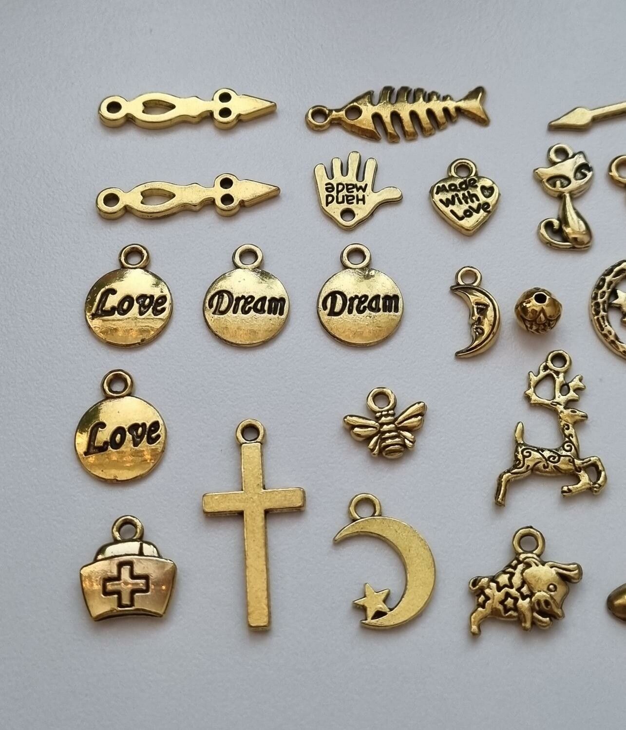 28 st guldfärgade Berlocker Charms Hängen för smyckestillverkning
