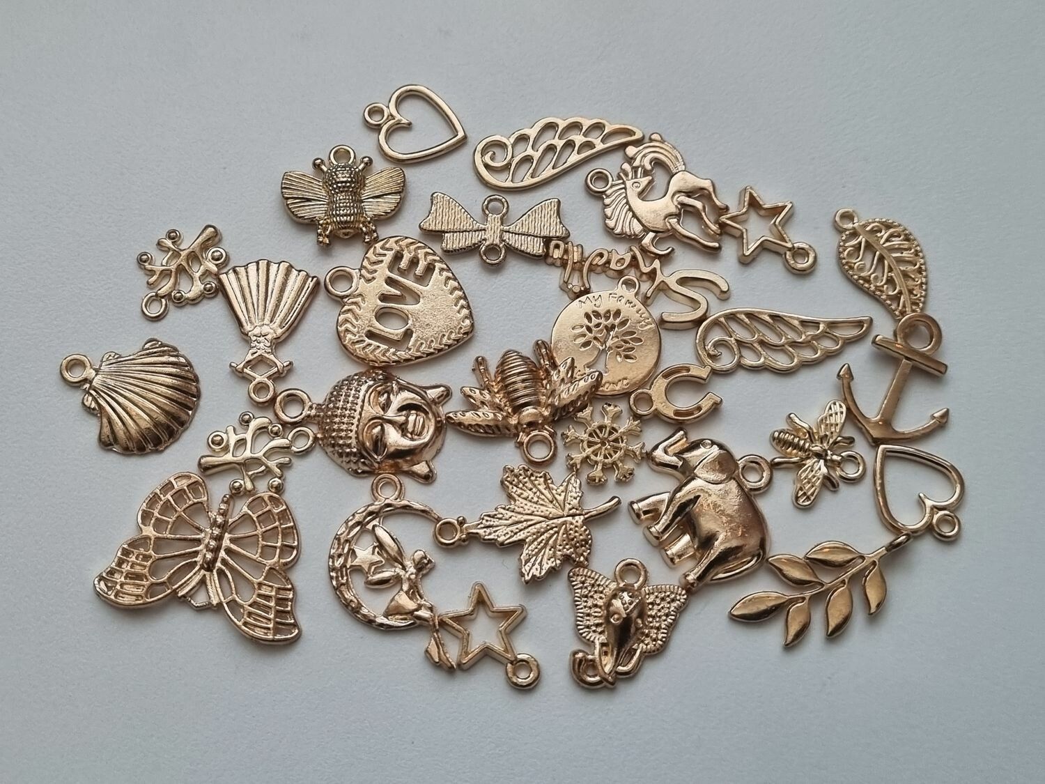 28 st söta Berlocker Charms Hängen för smyckestillverkning