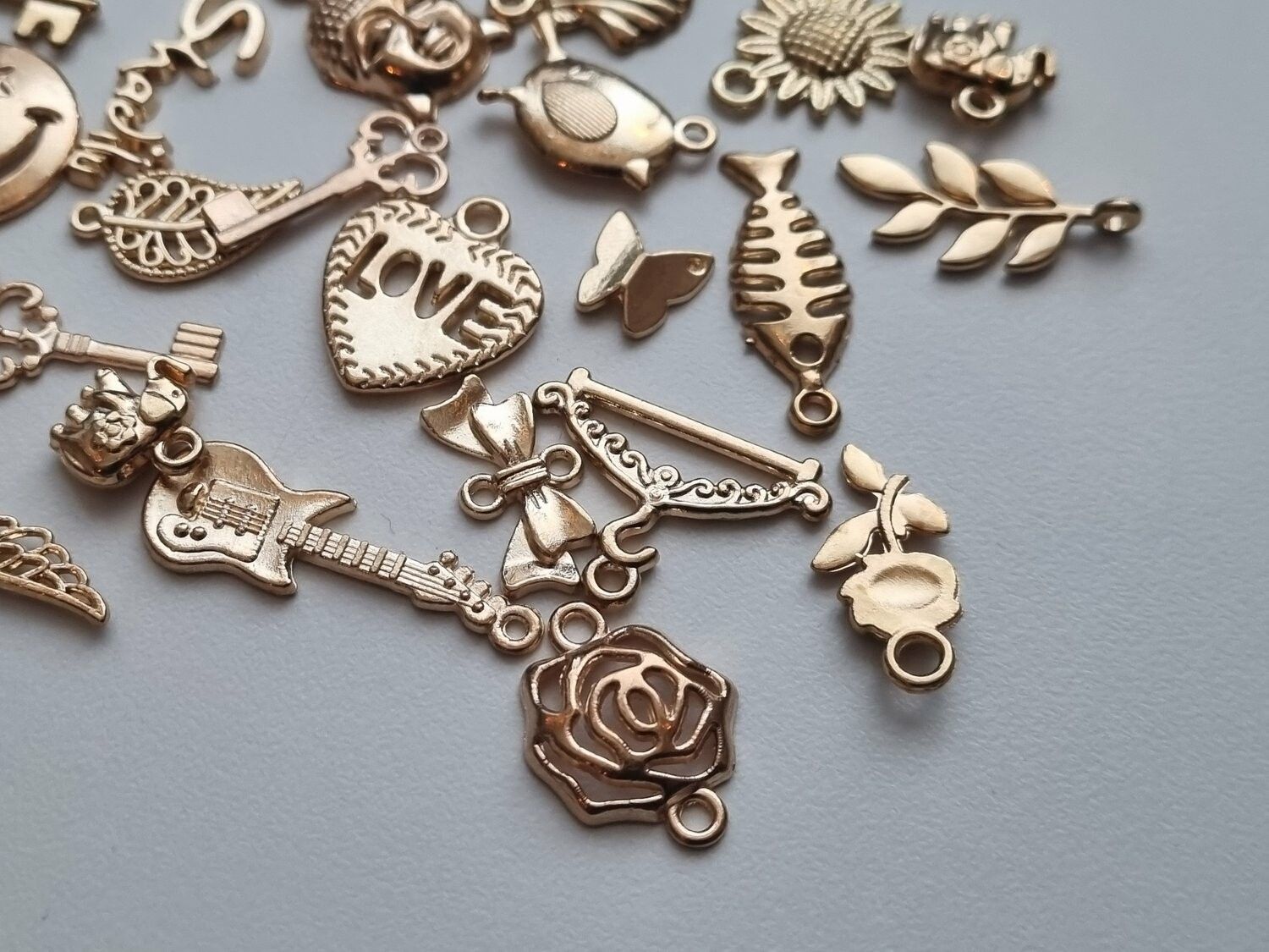 29 st söta Berlocker Charms Hängen för smyckestillverkning