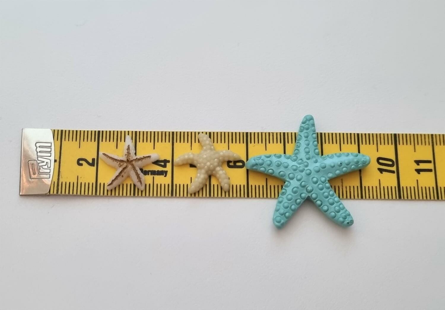 3 st sjöstjärnor. Miniatyrer / figuriner för dockskåpet, tittskåp mm