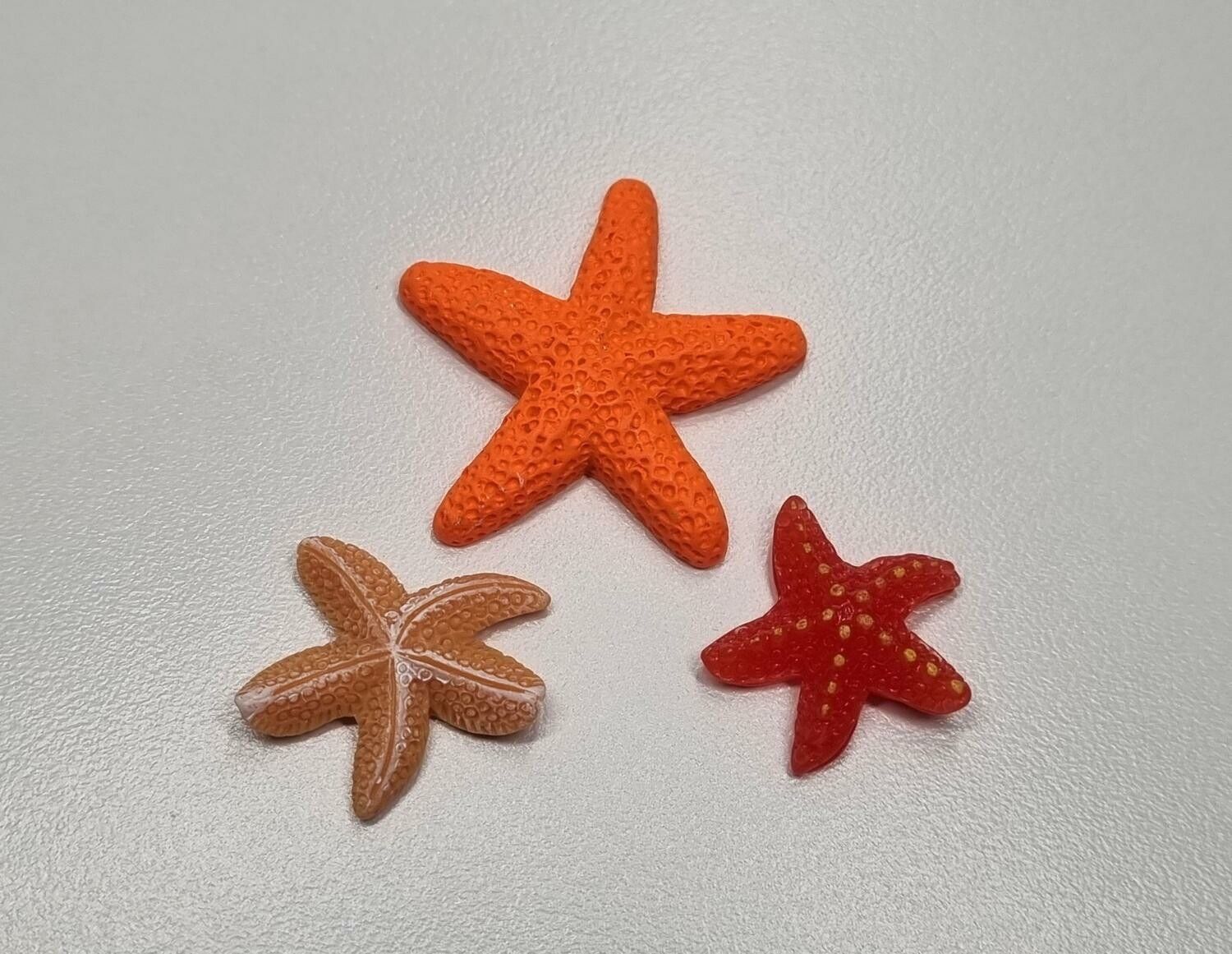 3 st sjöstjärnor. Miniatyrer för dockskåp, tittskåp med mera