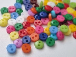 30 st knappar / dockknappar miniatyrer (6 mm)