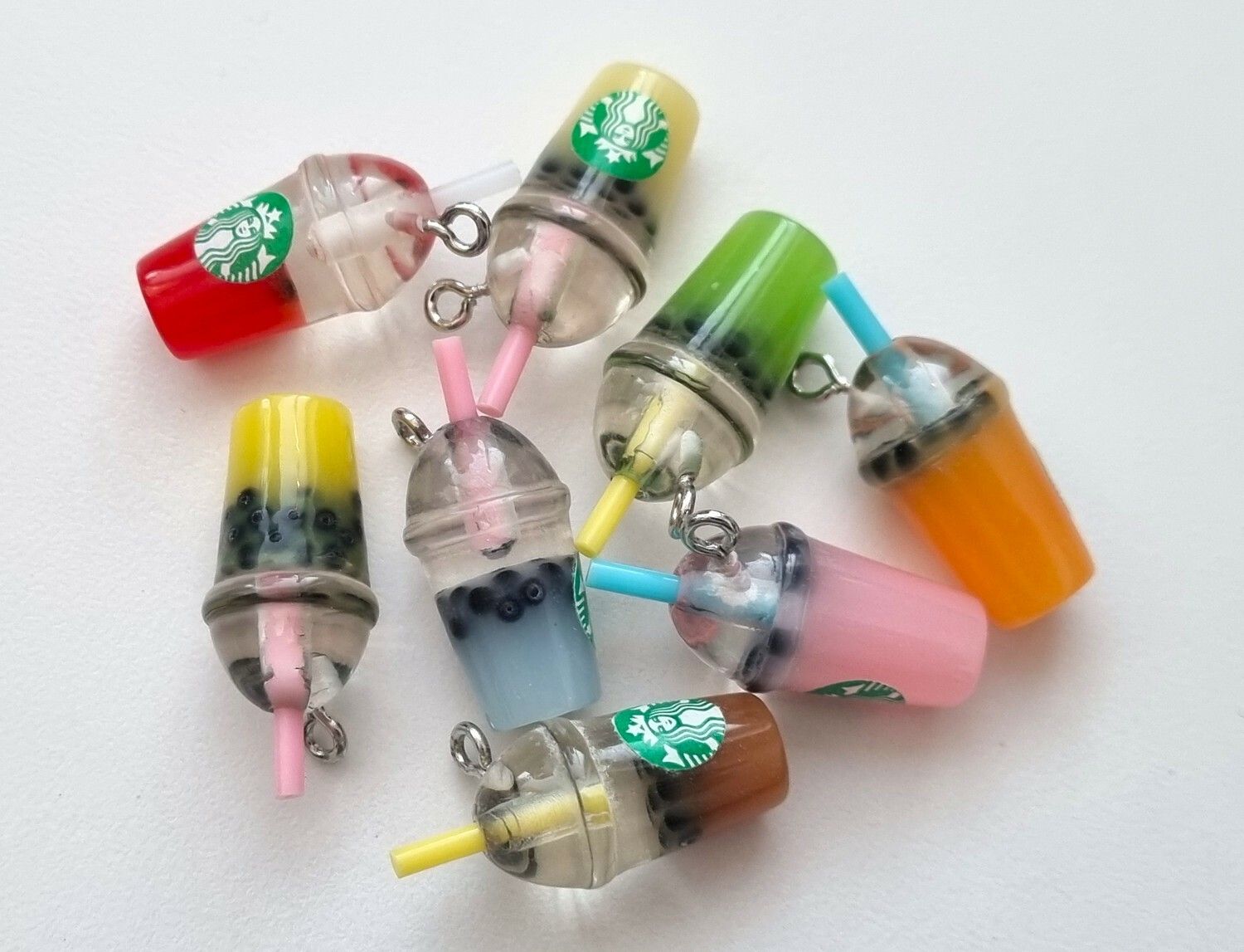 8 iskaffe, frappucinos, Berlocker