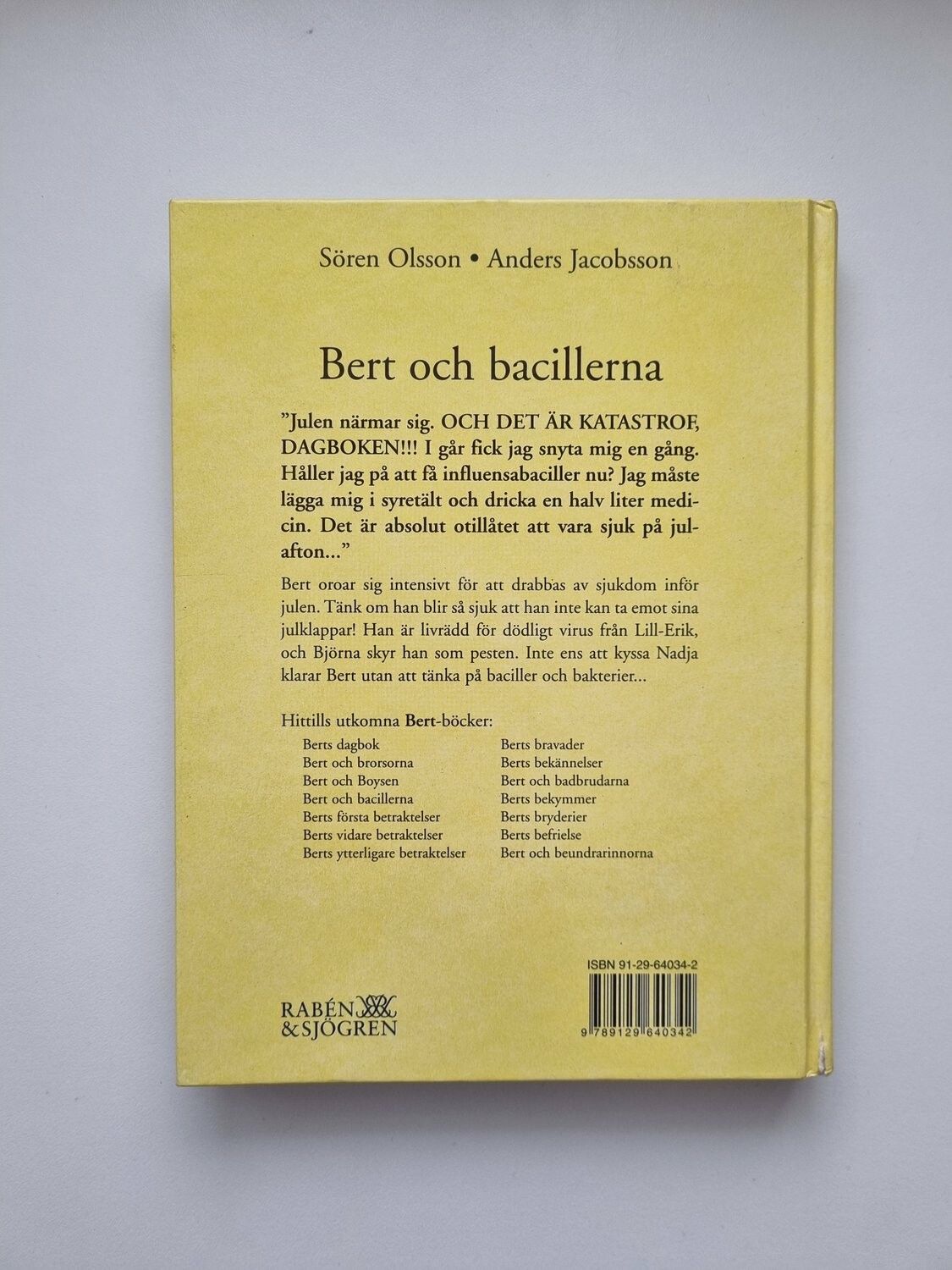 Bert och bacillerna, Olsson, Sören, Inbunden bok