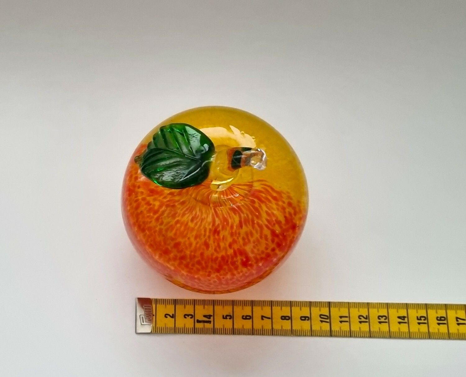 Glasfrukt, Äpple i glas, dekorationsföremål